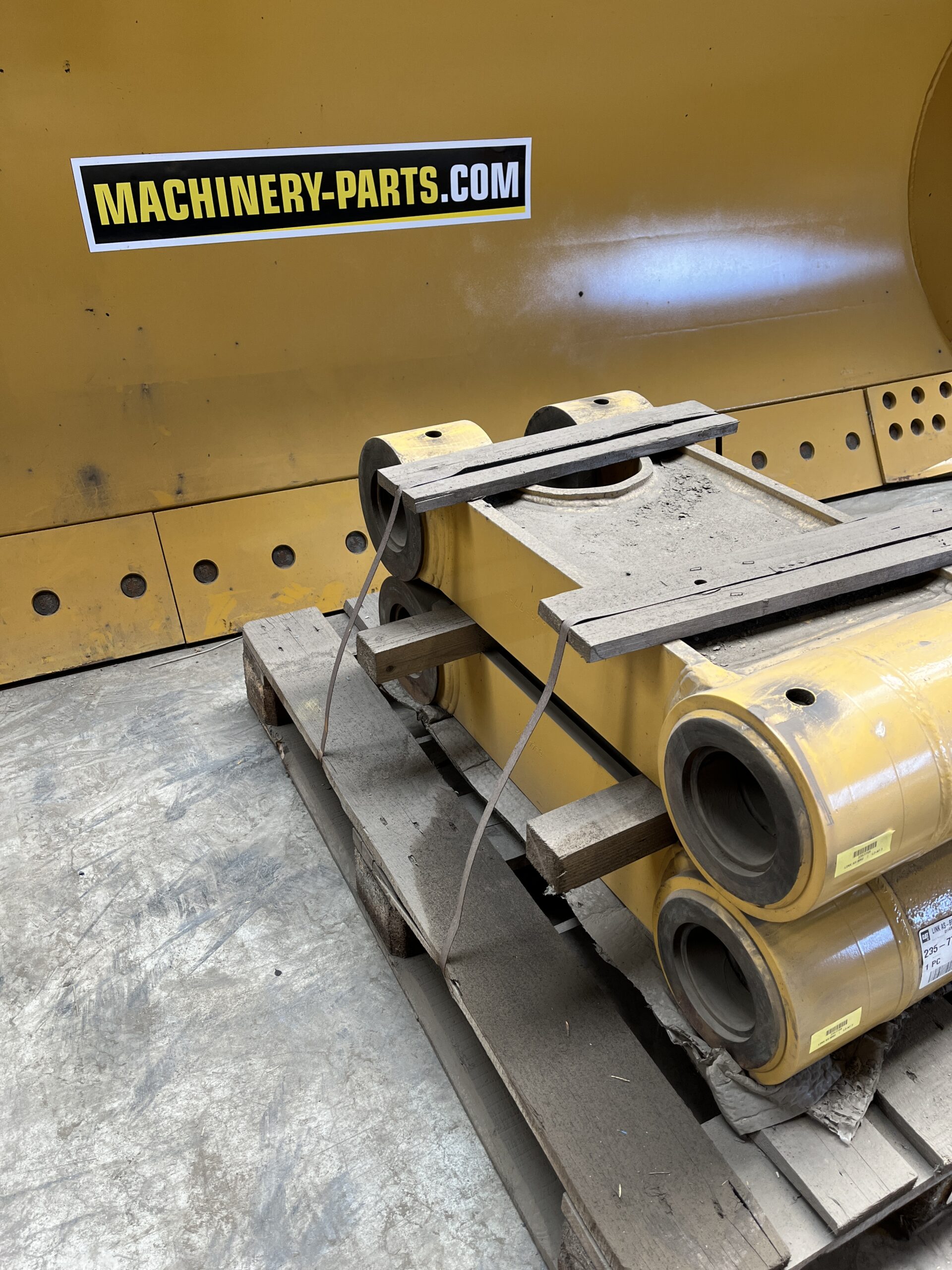 CAT TB BEARING LINKAGE 235-7759 / 2357759 – Machinery-parts.com
