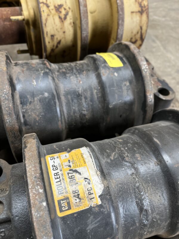 CAT TRACK ROLLER 348-1867 / 461-7752 - Image 4