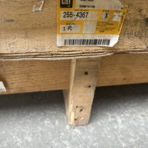 CAT 5MM THICK CAB REAR GLASS 255-4367 / 2554367